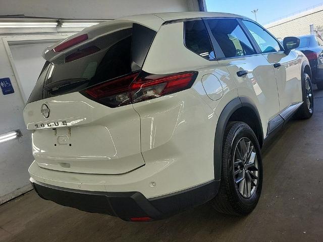 2024 Nissan Rogue Vehicle Photo in Cedar Rapids, IA 52402