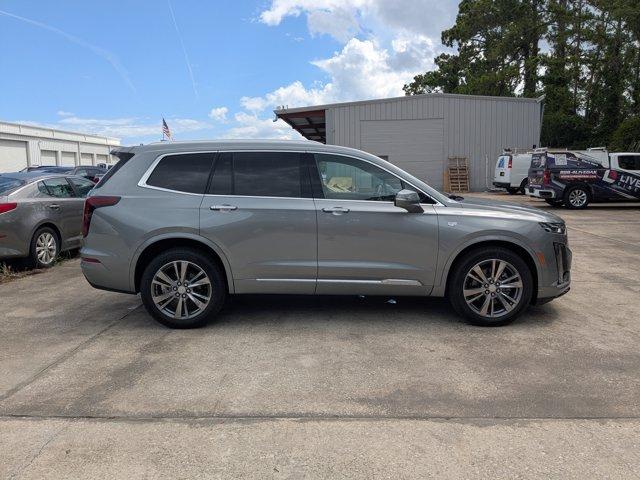 2025 Cadillac XT6 Vehicle Photo in BRUNSWICK, GA 31525-1881