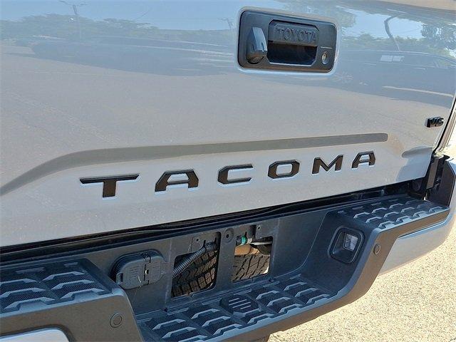 2019 Toyota Tacoma 4WD Vehicle Photo in Willow Grove, PA 19090