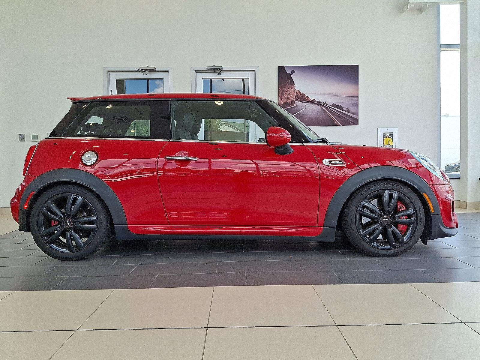 2016 MINI John Cooper Works Hardtop Vehicle Photo in Lancaster, PA 17601