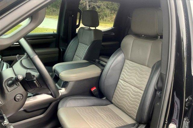 2024 Chevrolet Silverado 1500 Vehicle Photo in KANSAS CITY, MO 64114-4545