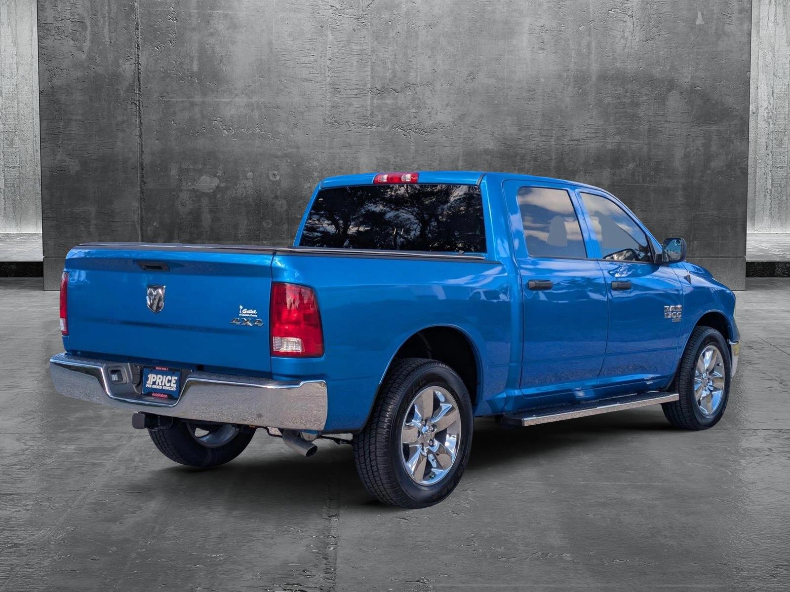 2023 Ram 1500 Classic Vehicle Photo in Sarasota, FL 34231