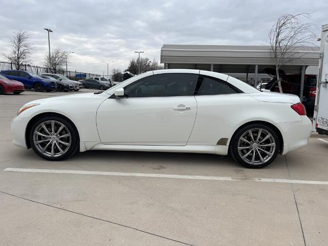 2009 INFINITI G37 Convertible Vehicle Photo in Grapevine, TX 76051