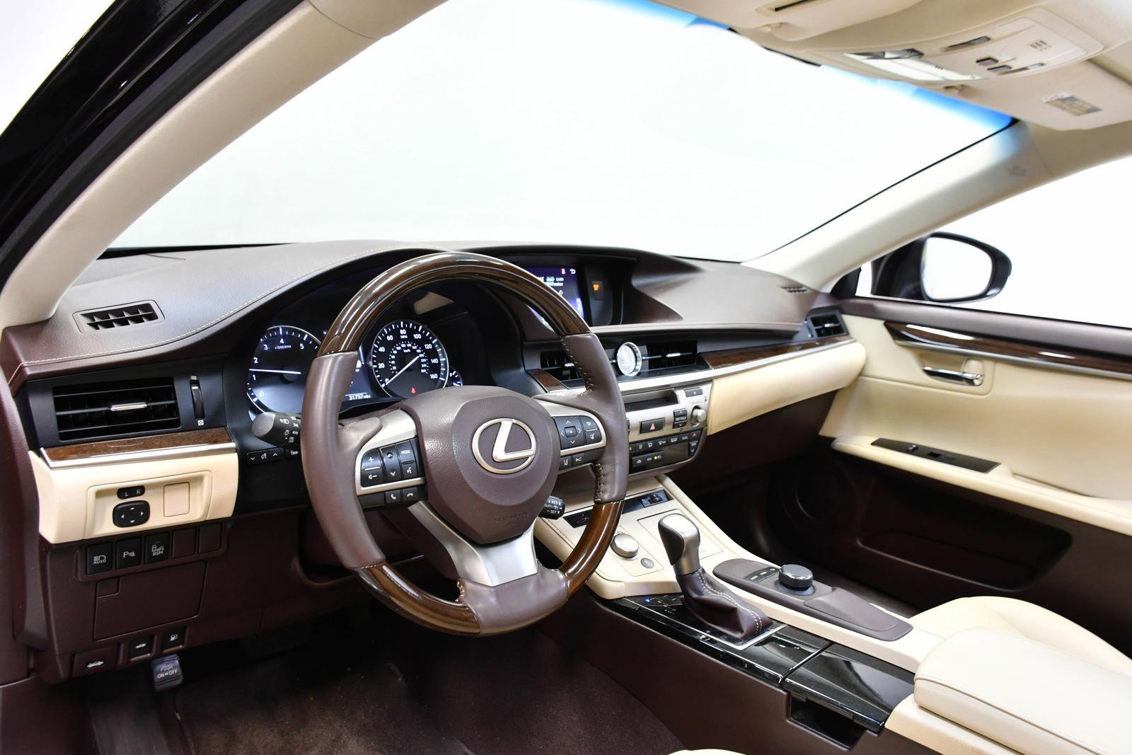 2018 Lexus ES 350 Vehicle Photo in DALLAS, TX 75235