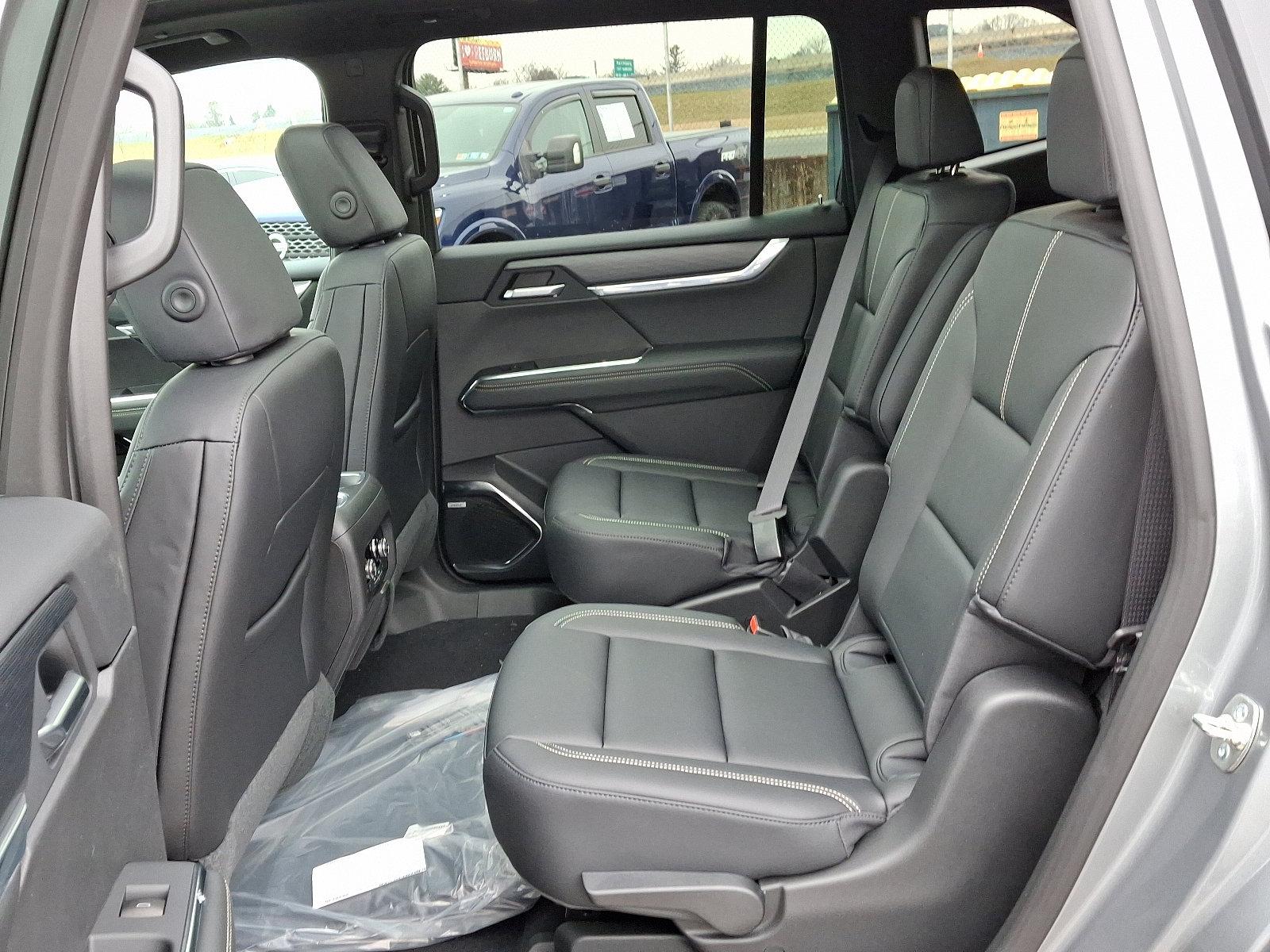 2025 GMC Acadia Vehicle Photo in HARRISBURG, PA 17111-1033