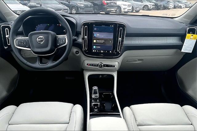 2025 Volvo XC40 Vehicle Photo in Grapevine, TX 76051