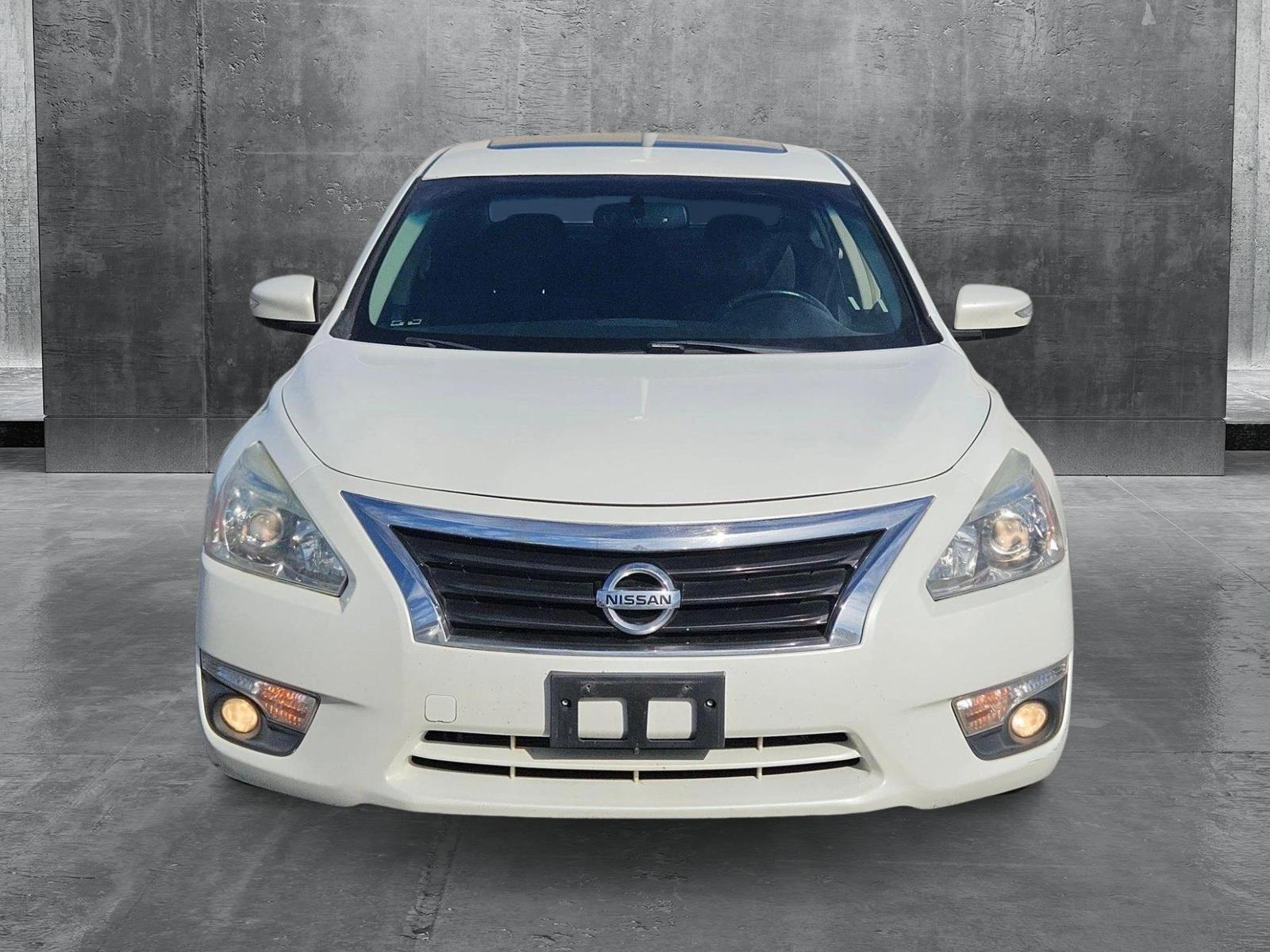 2013 Nissan Altima Vehicle Photo in GILBERT, AZ 85297-0446