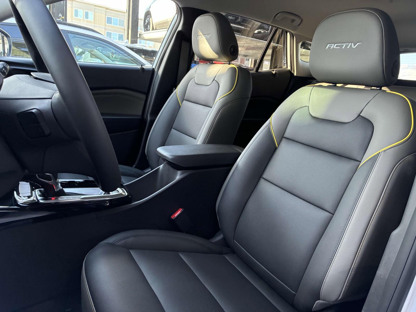 2025 Chevrolet Trax Vehicle Photo in LOS ANGELES, CA 90007-3794