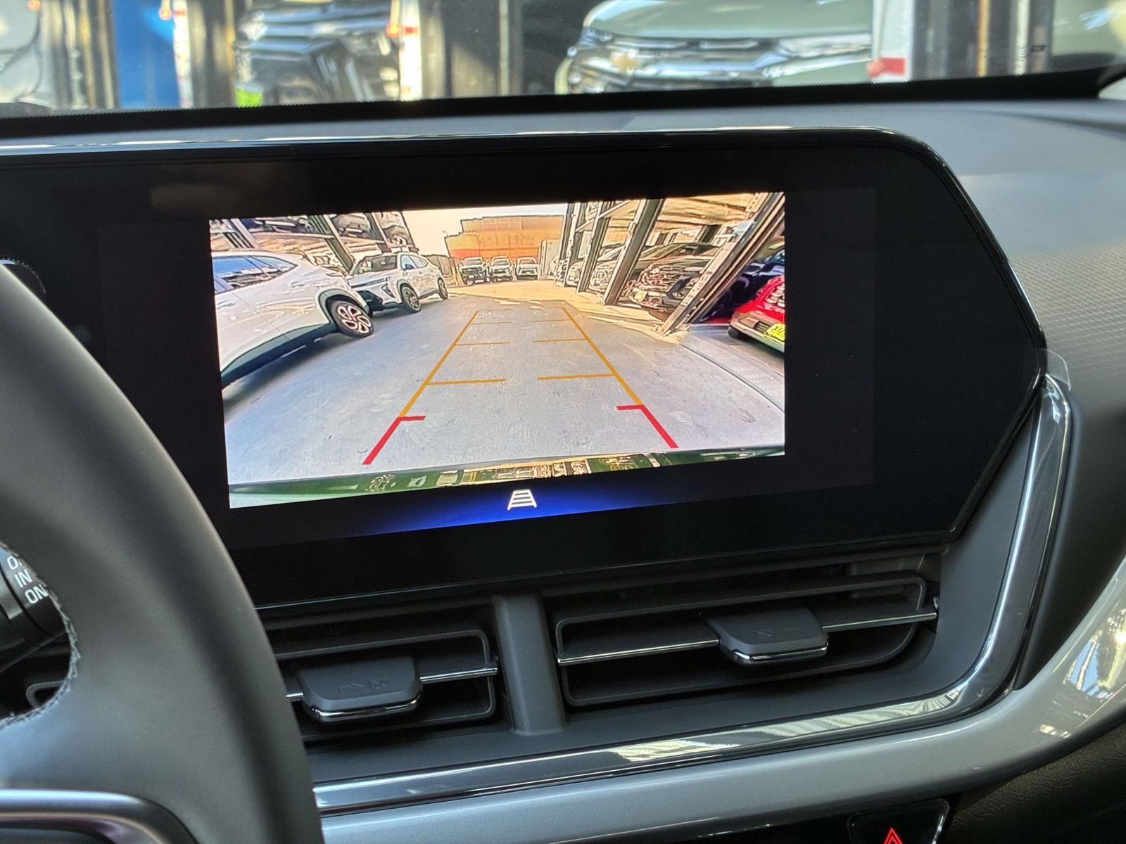 2025 Chevrolet Trax Vehicle Photo in LOS ANGELES, CA 90007-3794