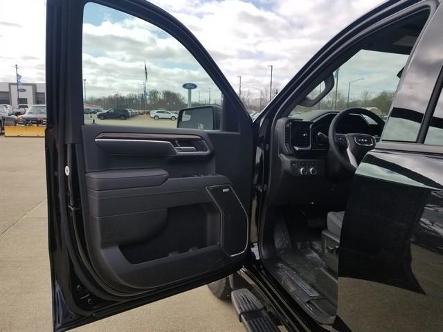2025 GMC Sierra 1500 Vehicle Photo in ELYRIA, OH 44035-6349