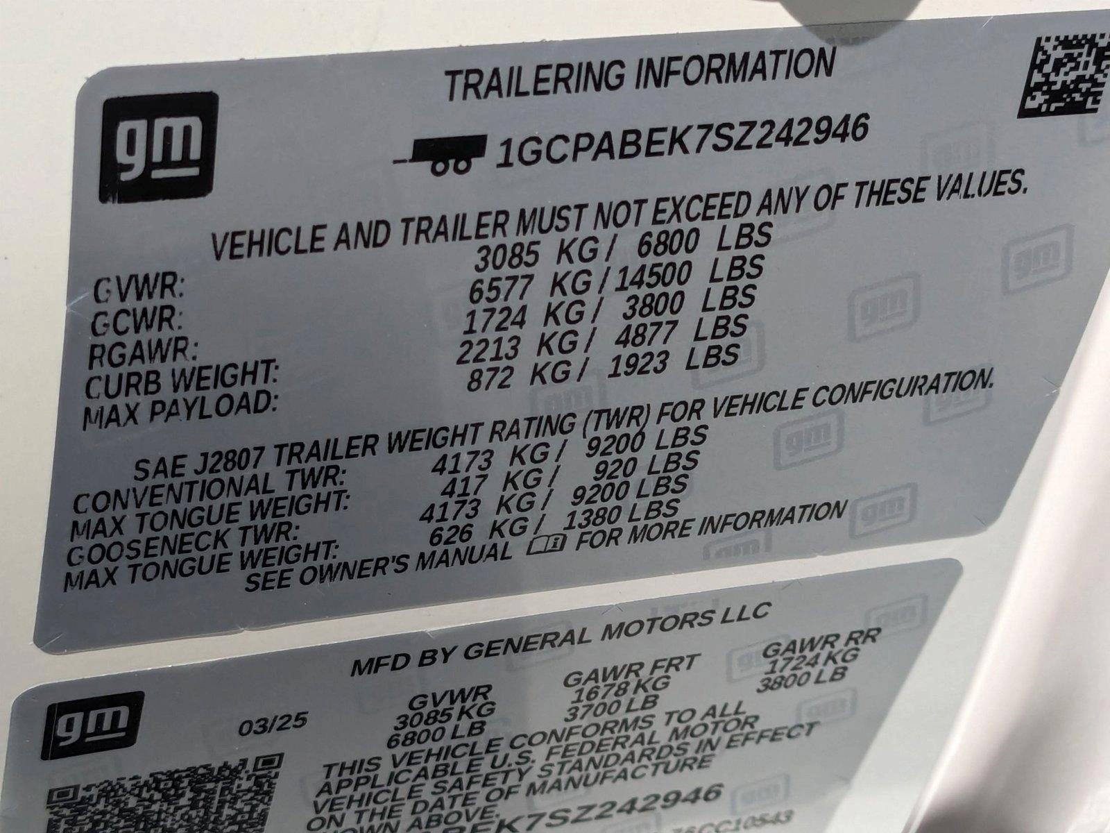 2025 Chevrolet Silverado 1500 Vehicle Photo in MIAMI, FL 33134-2699