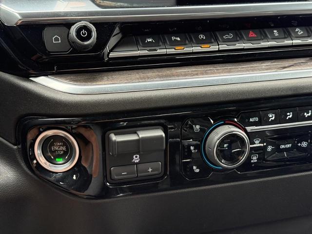 2023 Chevrolet Silverado 1500 Vehicle Photo in COLUMBIA, MO 65203-3903