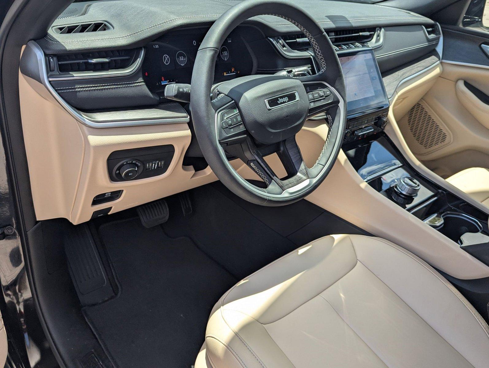 2023 Jeep Grand Cherokee Vehicle Photo in Delray Beach, FL 33444