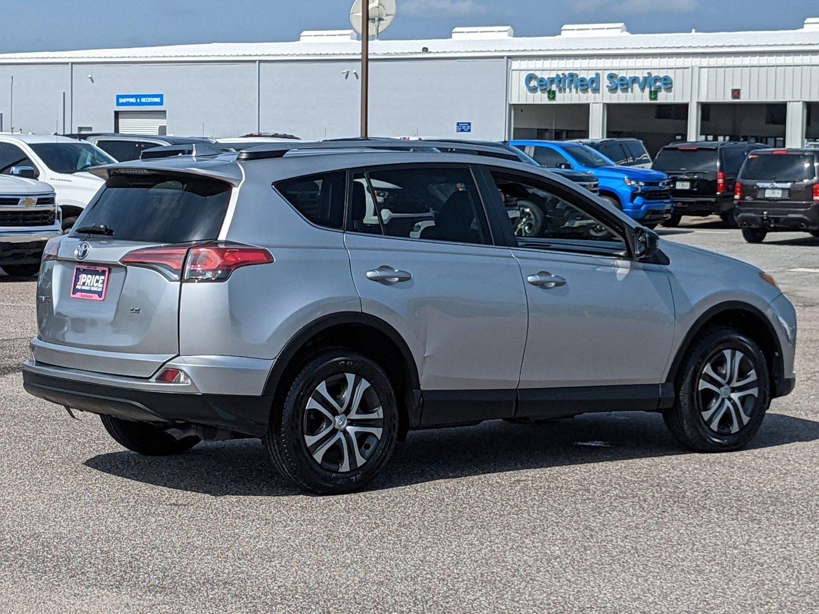 2017 Toyota RAV4 Vehicle Photo in ORLANDO, FL 32808-7998