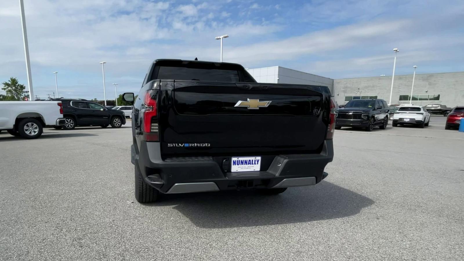 2025 Chevrolet Silverado EV Vehicle Photo in BENTONVILLE, AR 72712-4322