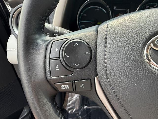 2017 Toyota RAV4 Hybrid Vehicle Photo in MIDDLETON, WI 53562-1492