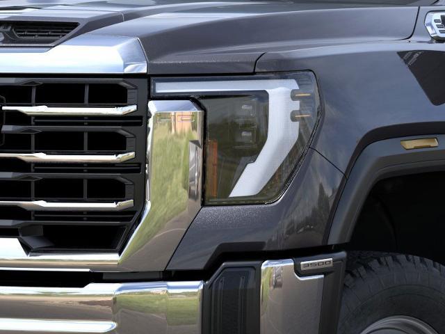 2025 GMC Sierra 3500 HD Chassis Cab Vehicle Photo in EMPORIA, VA 23847-1235