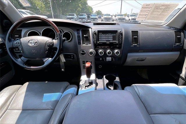 2011 Toyota Sequoia Vehicle Photo in INDEPENDENCE, MO 64055-1314