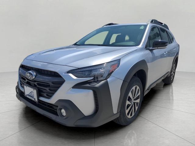 2025 Subaru Outback Vehicle Photo in Green Bay, WI 54304