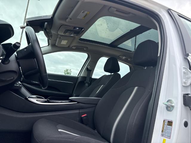 2022 Hyundai SONATA Vehicle Photo in Peoria, IL 61615