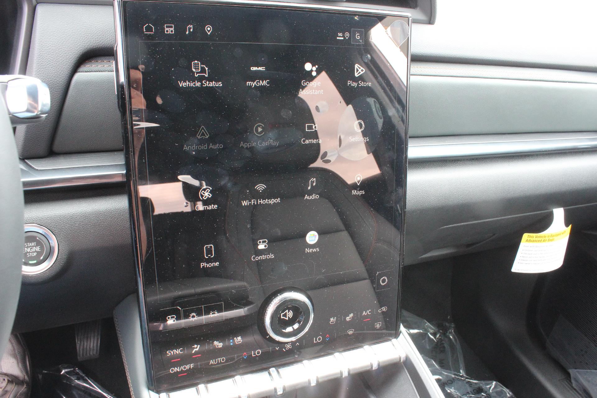 2026 GMC Terrain Vehicle Photo in AURORA, CO 80012-4011