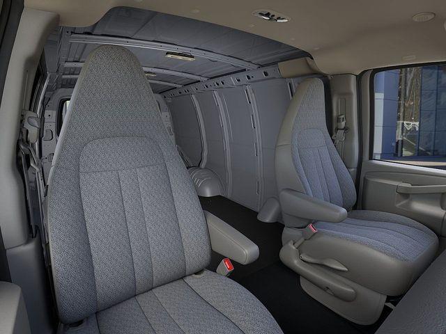 2025 Chevrolet Express Cargo 2500 Vehicle Photo in DANBURY, CT 06810-5034