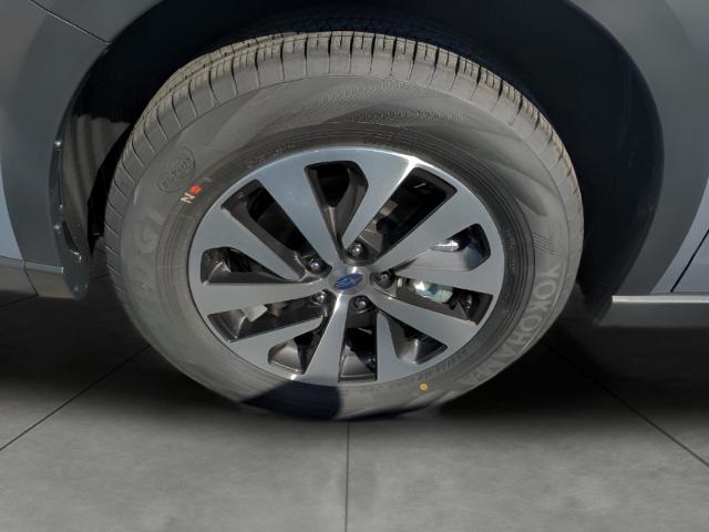 2025 Subaru Outback Vehicle Photo in Green Bay, WI 54304