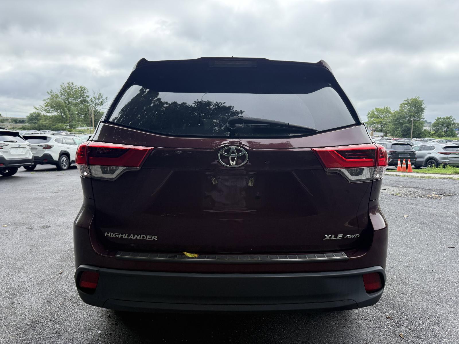 2017 Toyota Highlander Vehicle Photo in Harrisburg, PA 17111