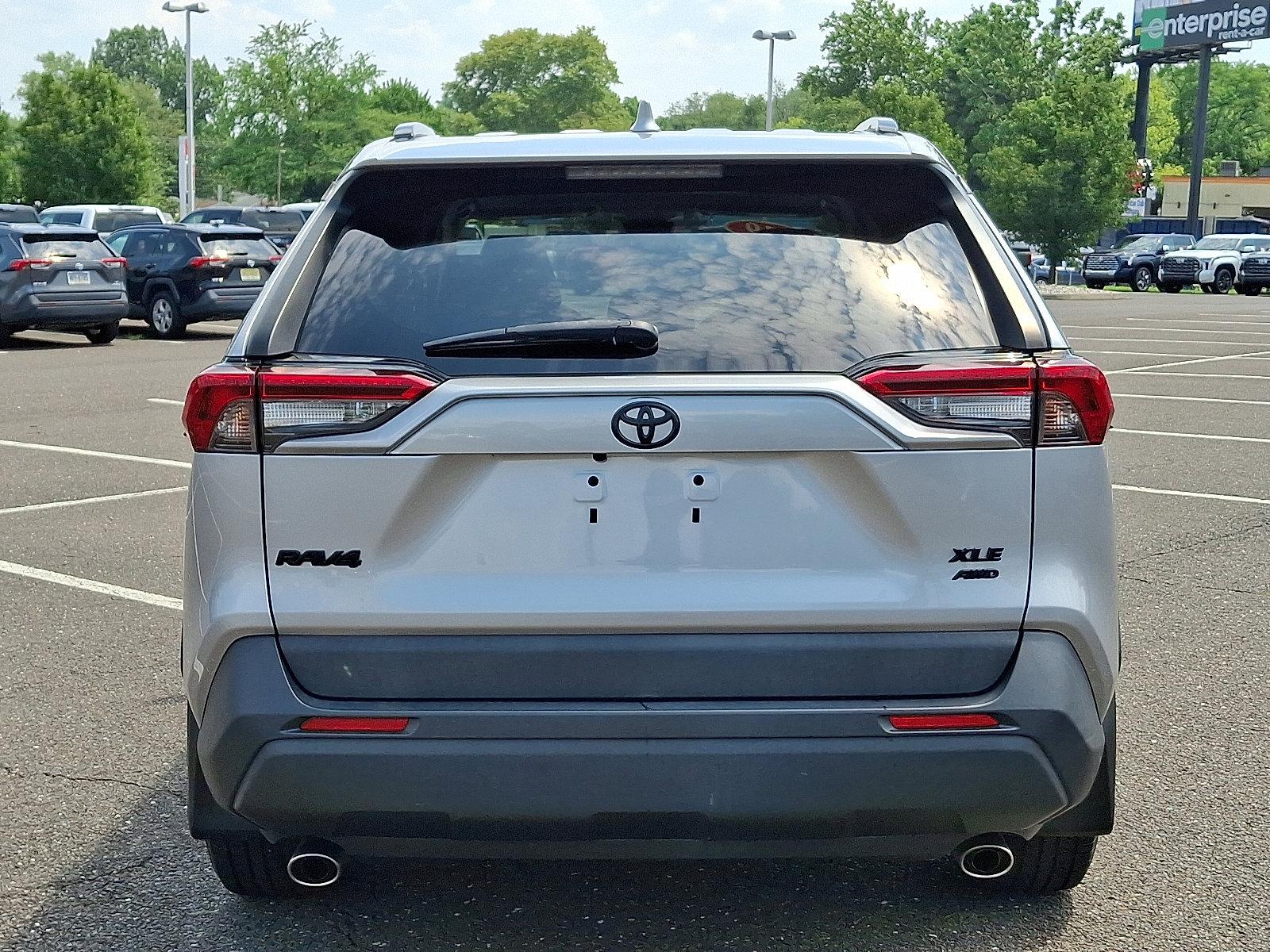 2019 Toyota RAV4 Vehicle Photo in Trevose, PA 19053