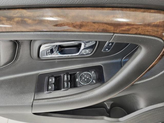 2017 Ford Taurus Vehicle Photo in GREEN BAY, WI 54303-3330