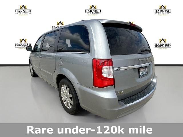 2013 Chrysler Town & Country Vehicle Photo in EVERETT, WA 98203-5662