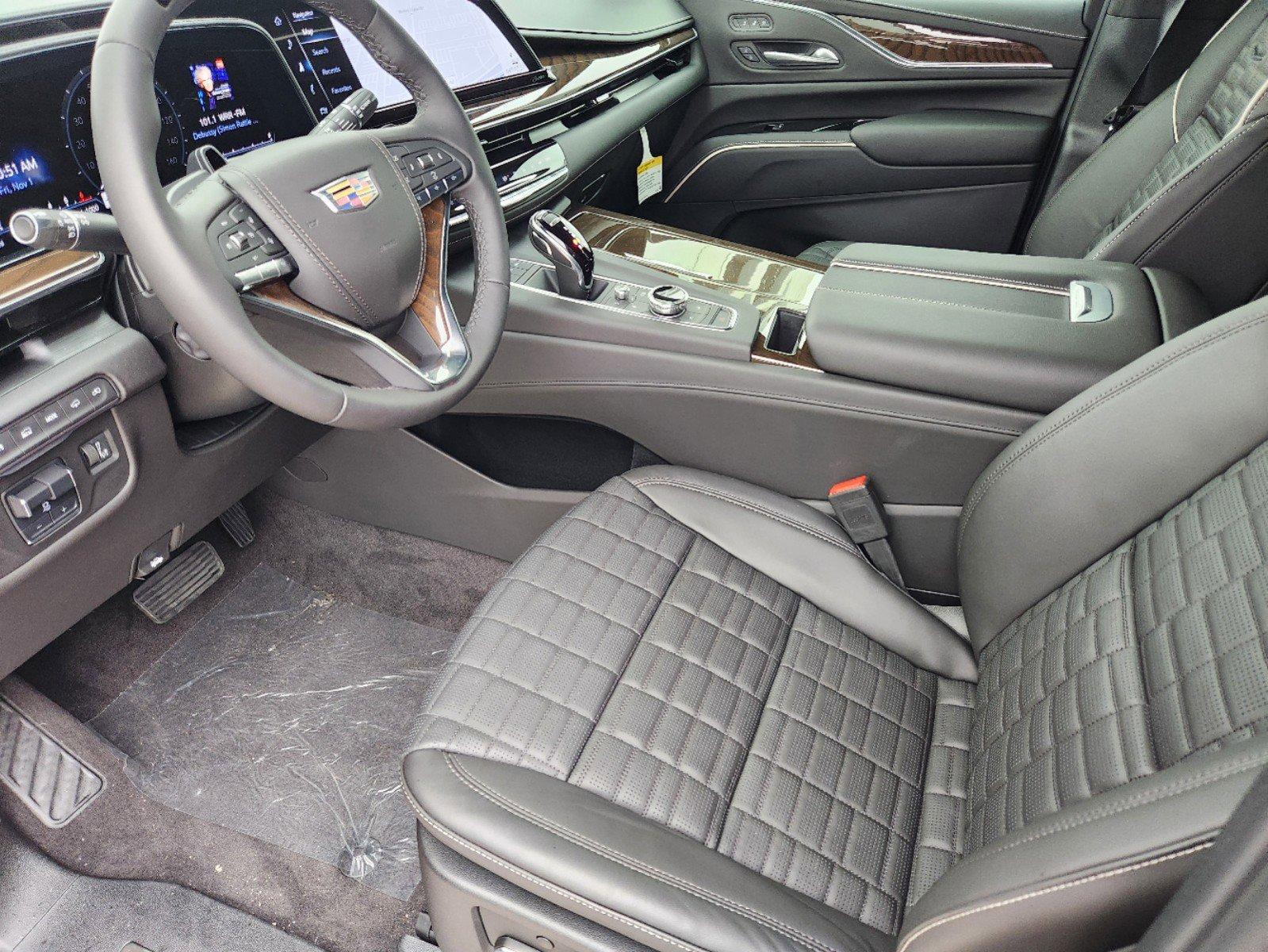 2024 Cadillac Escalade Vehicle Photo in GRAPEVINE, TX 76051-8302