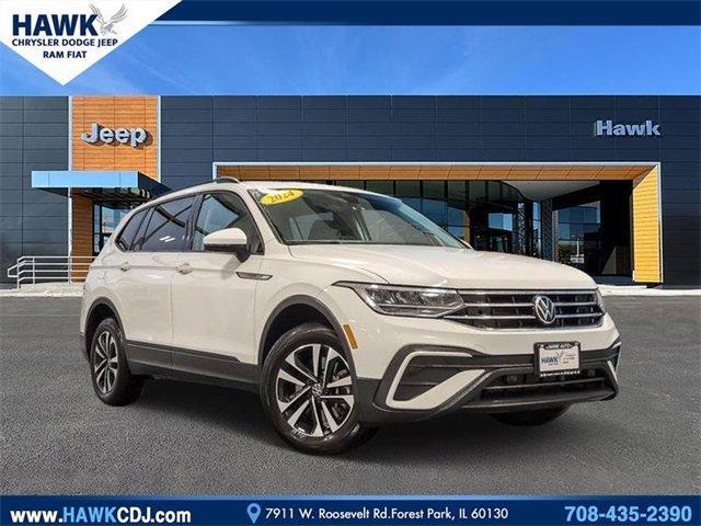 2024 Volkswagen Tiguan Vehicle Photo in Saint Charles, IL 60174