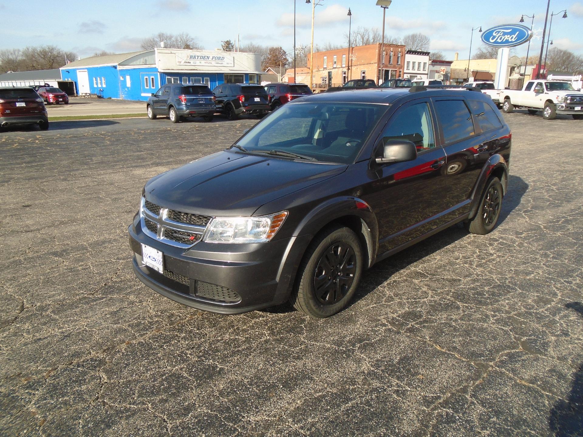 Used 2018 Dodge Journey SE with VIN 3C4PDCAB3JT534828 for sale in Durand, IL