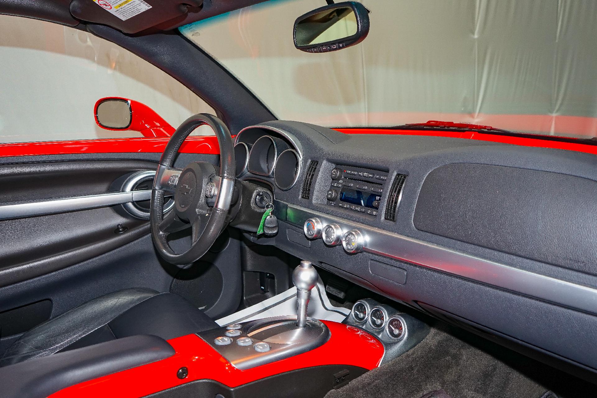 2005 Chevrolet SSR Vehicle Photo in SMYRNA, DE 19977-2874