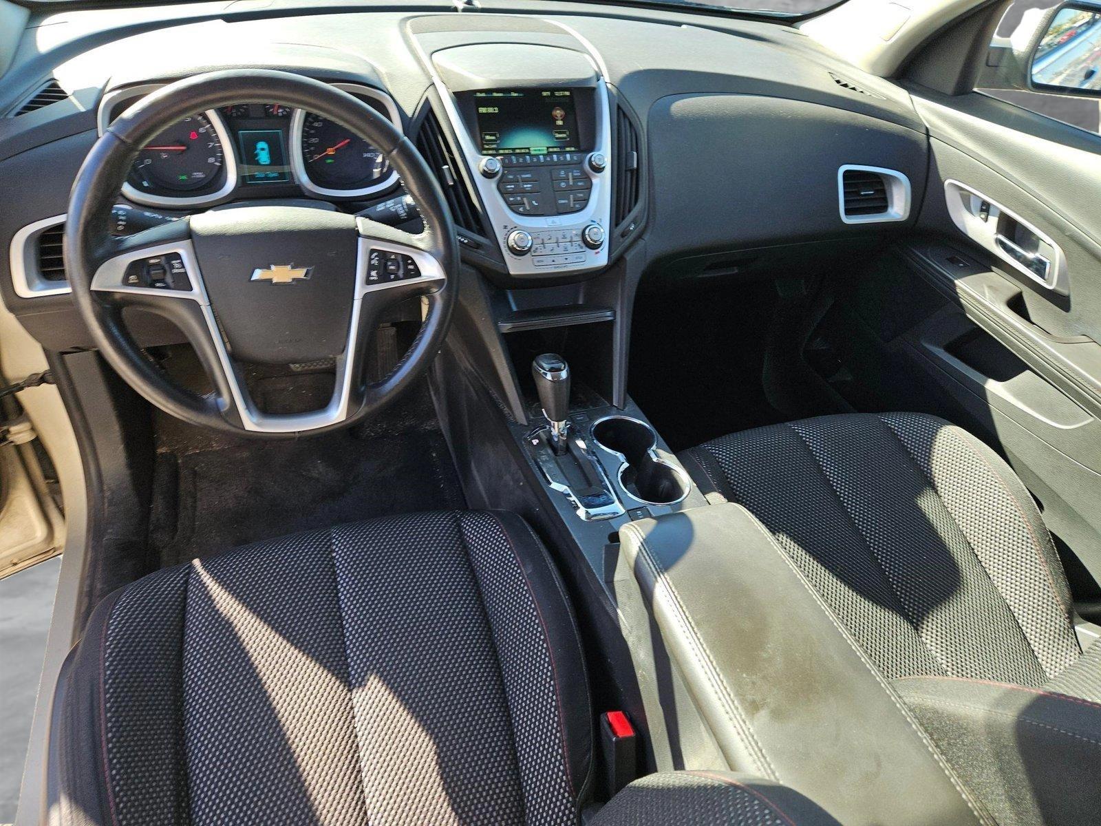 2016 Chevrolet Equinox LT photo 14