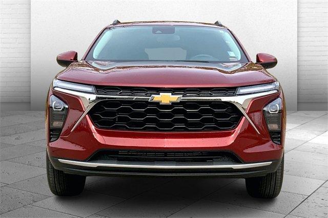 2025 Chevrolet Trax Vehicle Photo in TOPEKA, KS 66609-0000