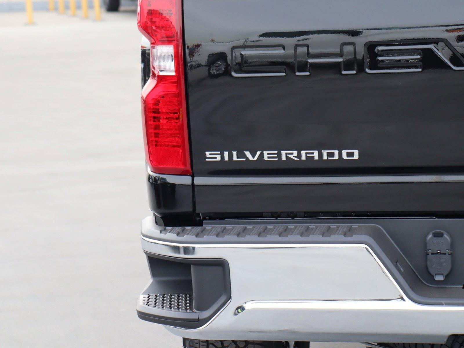 2025 Chevrolet Silverado 3500 HD Vehicle Photo in LOS ANGELES, CA 90007-3794