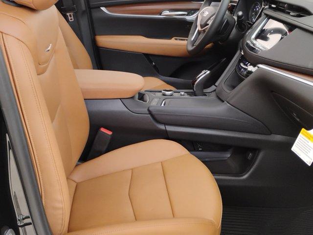 2025 Cadillac XT5 Vehicle Photo in PINEVILLE, NC 28134-8495