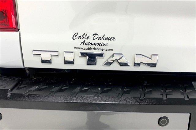 2018 Nissan Titan Vehicle Photo in TOPEKA, KS 66609-0000