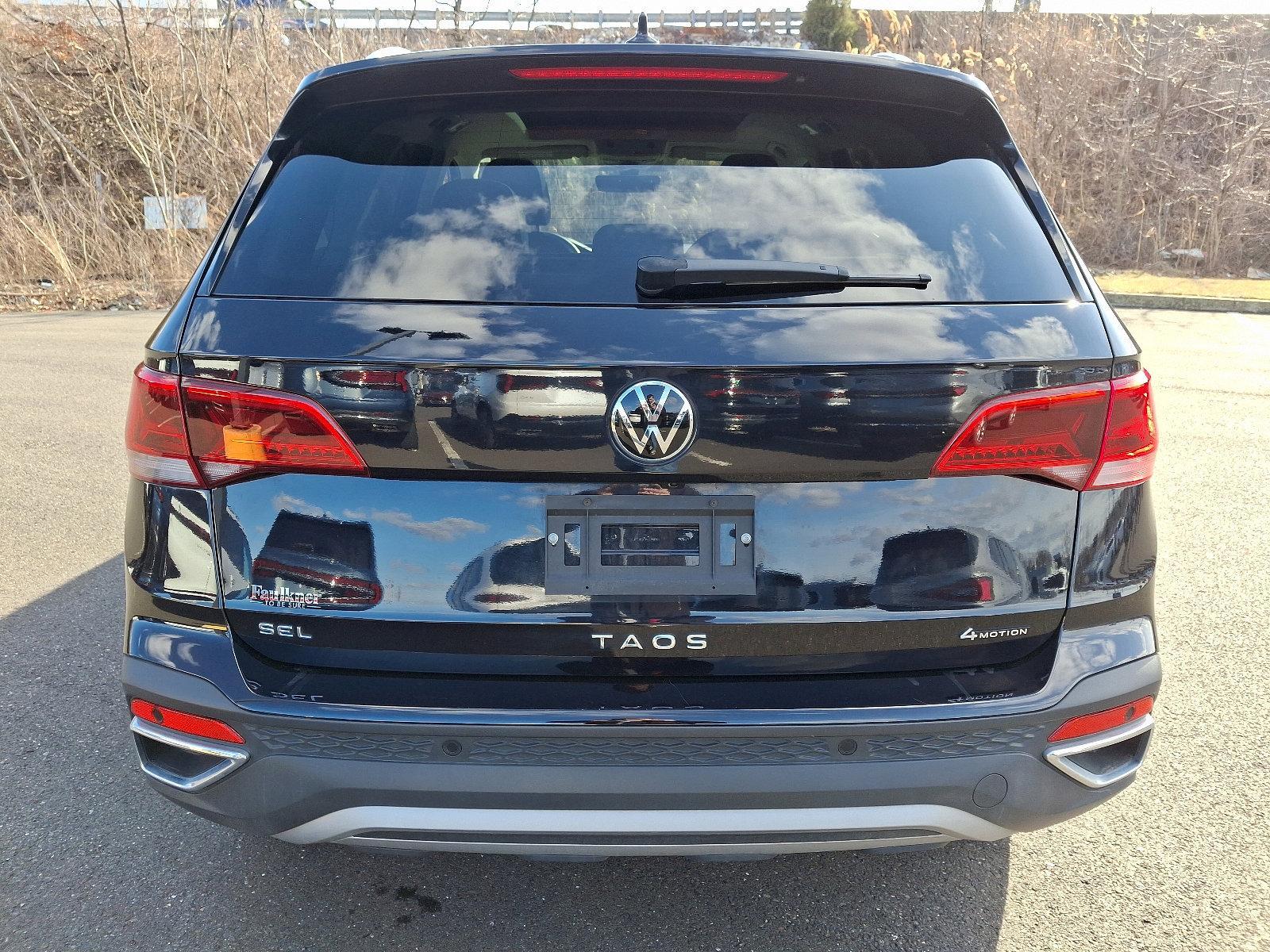 2024 Volkswagen Taos Vehicle Photo in Trevose, PA 19053