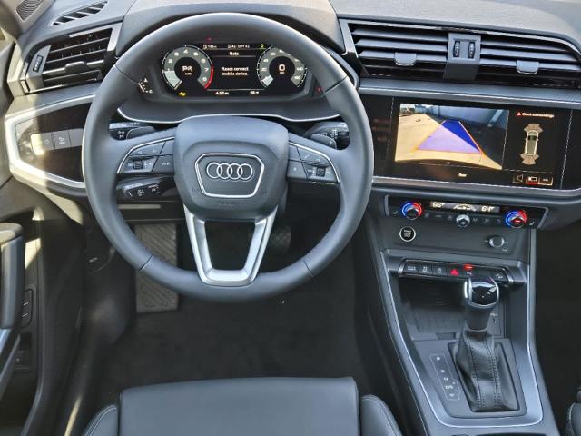 2025 Audi Q3 Vehicle Photo in SUGAR LAND, TX 77478