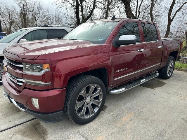 2017 Chevrolet Silverado 1500 Vehicle Photo in ROSENBERG, TX 77471-5675