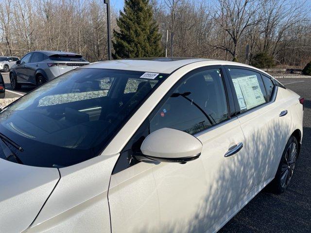 2025 Nissan Altima Vehicle Photo in Flemington, NJ 08822