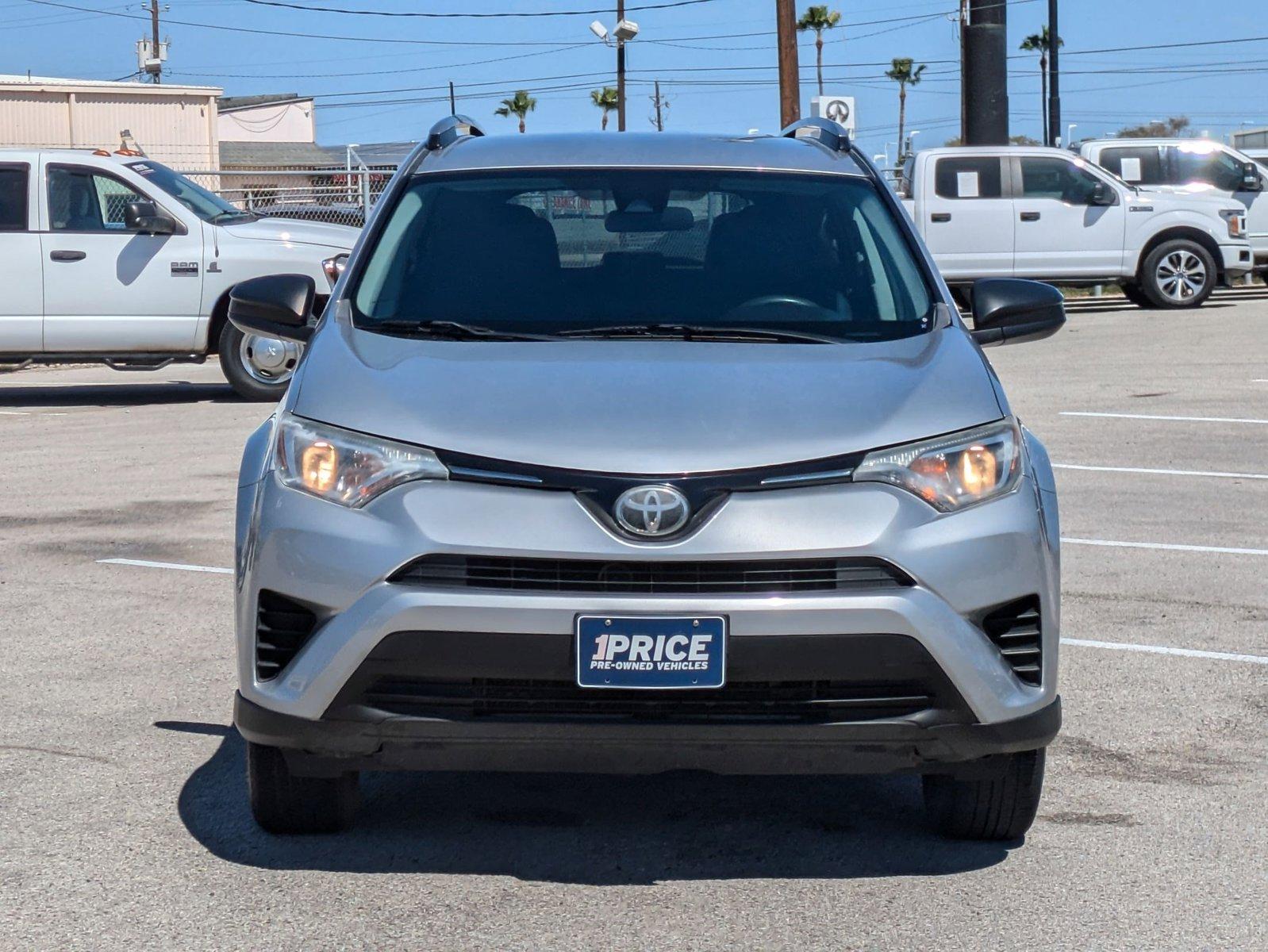 2018 Toyota RAV4 Vehicle Photo in Corpus Christi, TX 78415