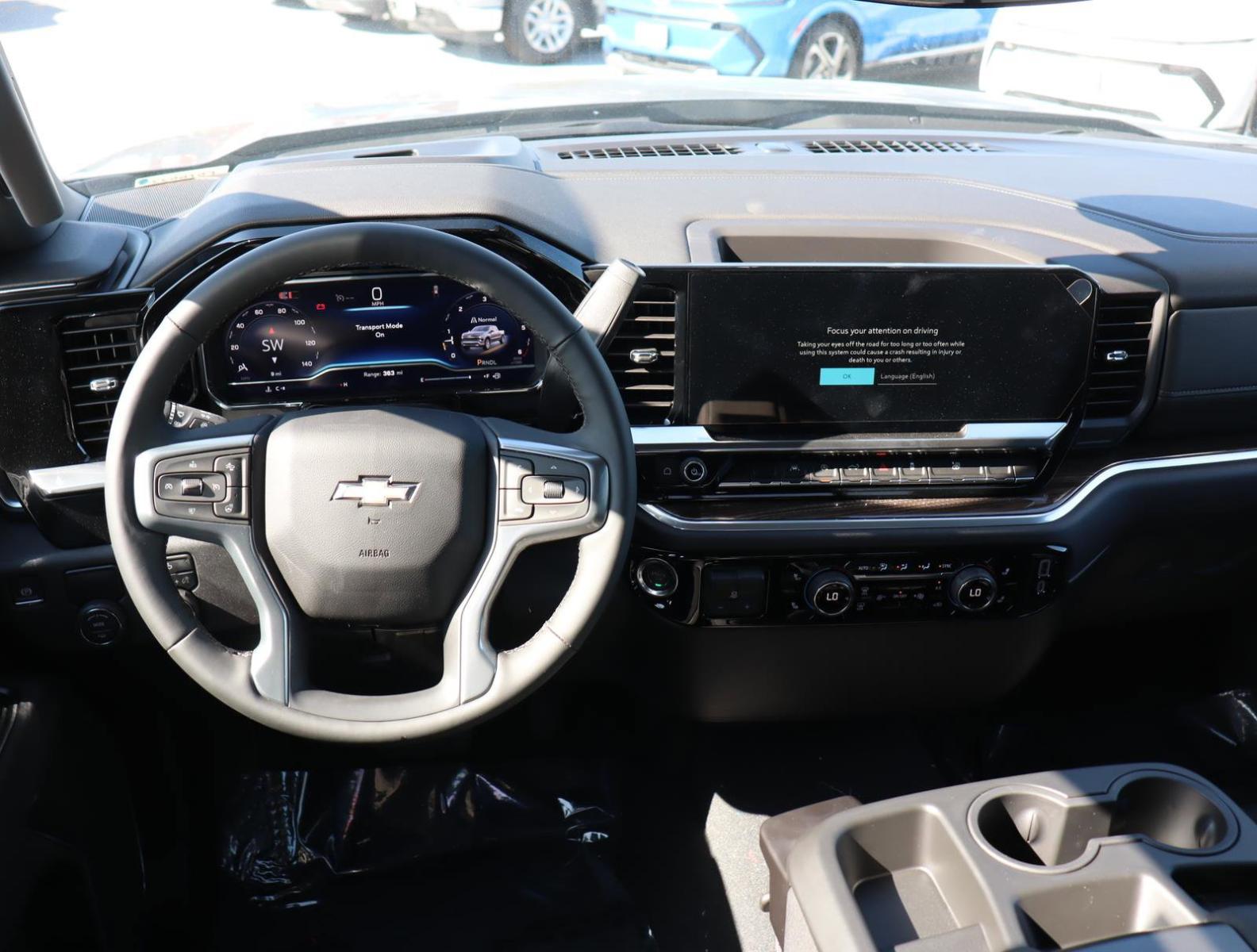 2025 Chevrolet Silverado 1500 Vehicle Photo in LOS ANGELES, CA 90007-3794