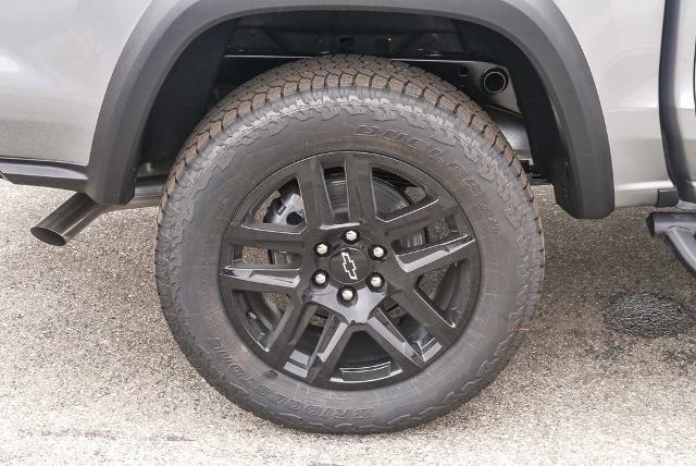 2025 Chevrolet Colorado Vehicle Photo in VENTURA, CA 93003-8585