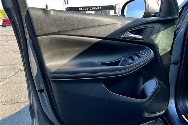 2021 Buick Encore GX Vehicle Photo in TOPEKA, KS 66609-0000