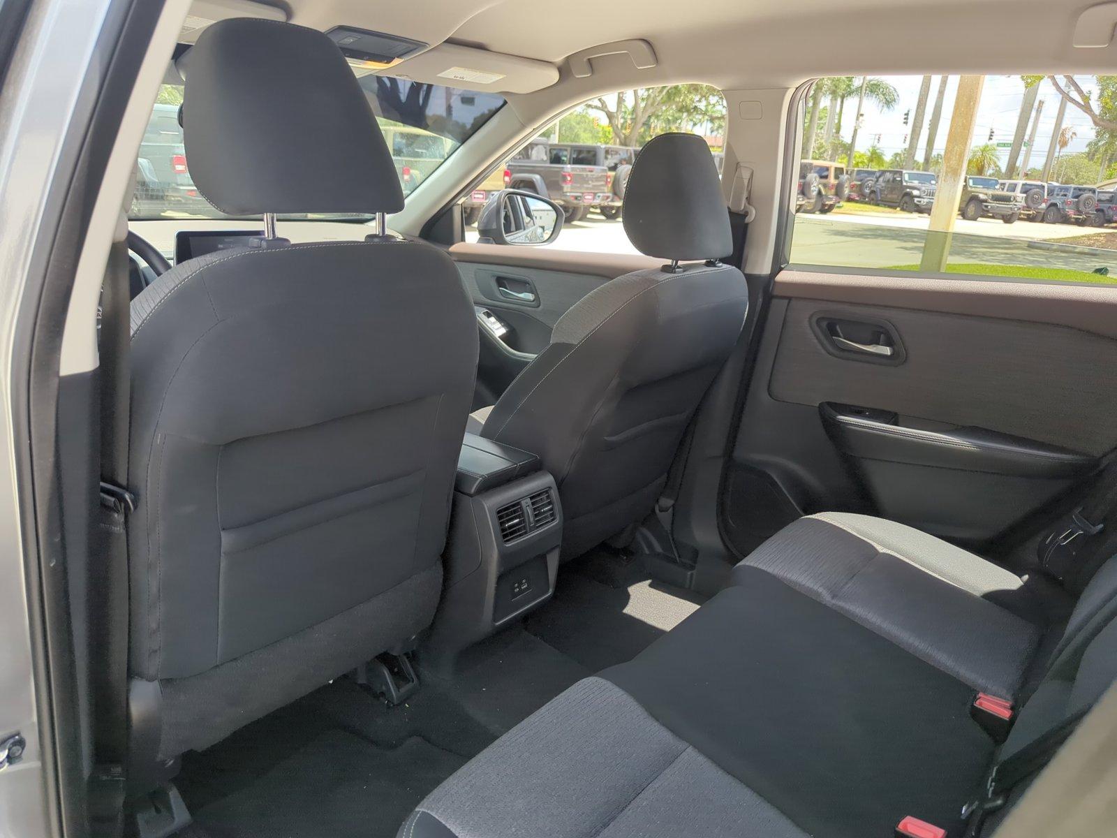 2021 Nissan Rogue Vehicle Photo in Pembroke Pines, FL 33027