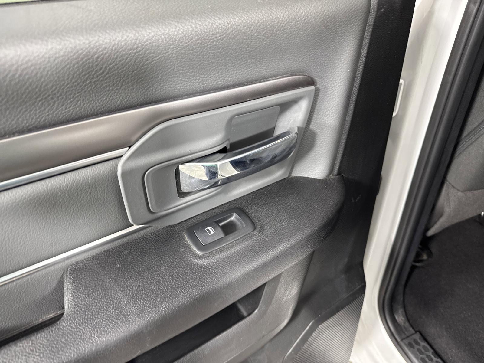 2023 Ram 1500 Classic Vehicle Photo in GEORGETOWN, TX 78626-7508